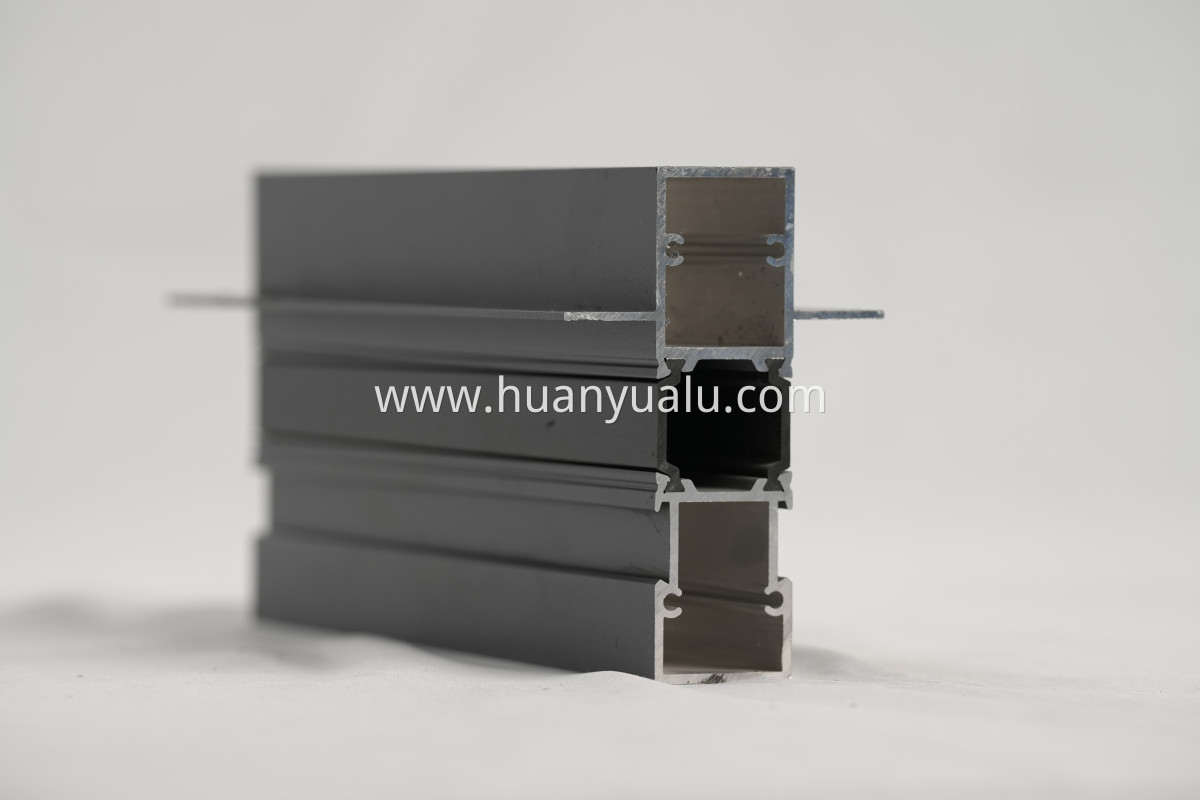 Thermal insulation profiles